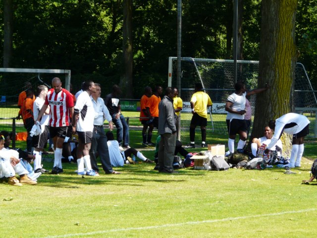 football2009054.jpg