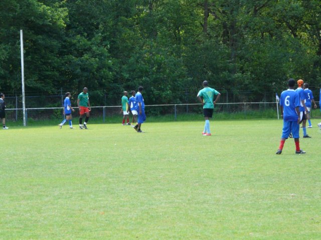 football2009089.jpg