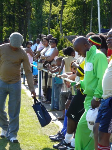 football2009180.jpg
