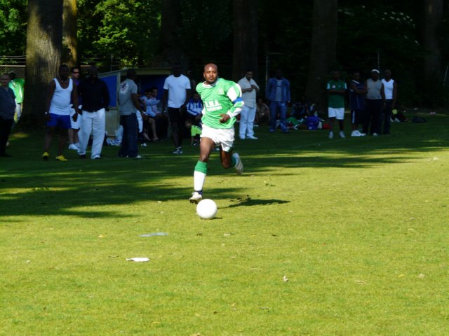 football2009185.jpg