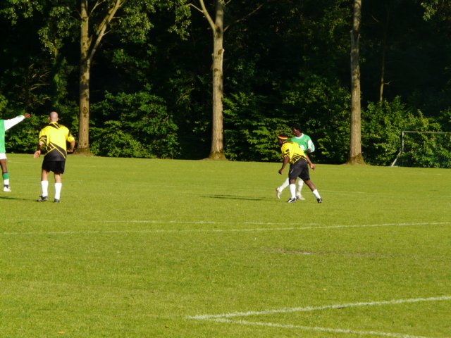 football2009231.jpg