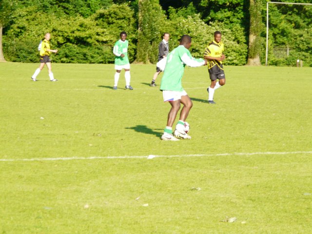 football2009243.jpg